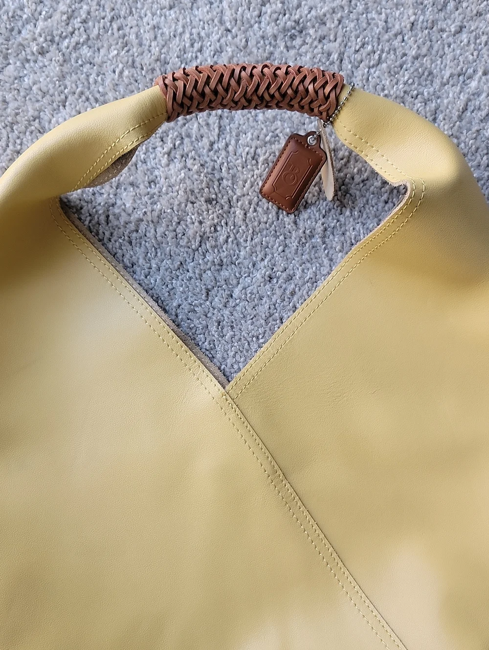 Maison De Beaute Marselle Shoulder Bag